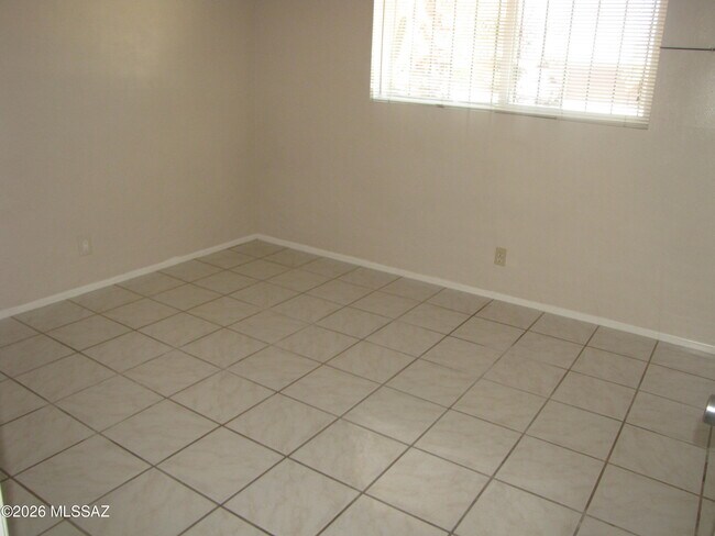 Building Photo - 2109 S Camino Seco