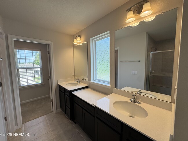 Building Photo - 1530 Tan Tara Trl