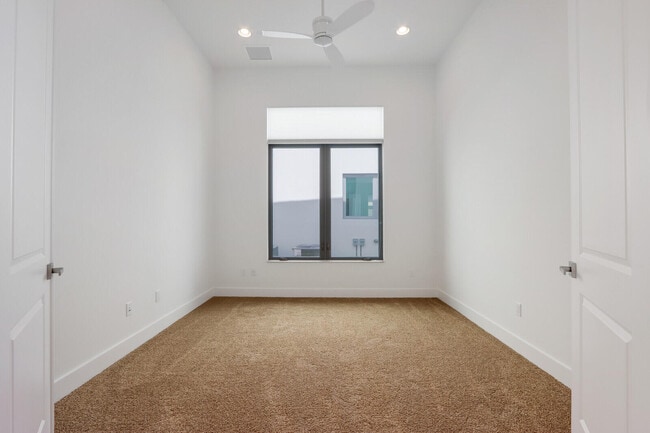 Building Photo - 13508 Machiavelli Way