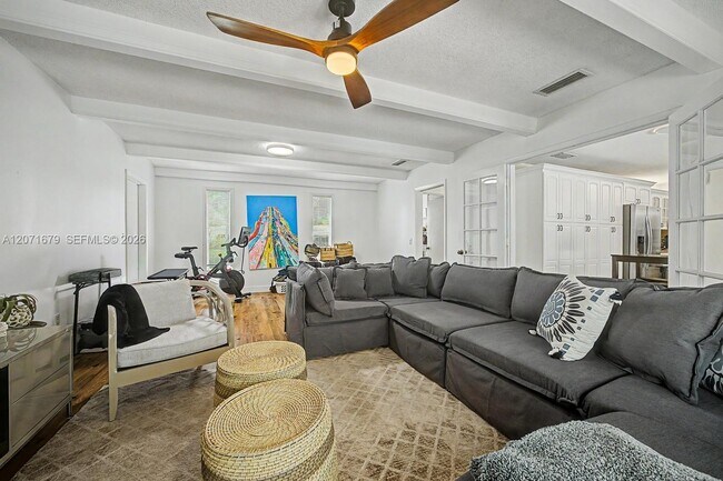 Building Photo - 7100 SW 119th St