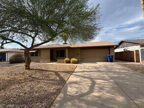 Building Photo - Spacious 3BR/2BA Home in Prime Tempe Locat...