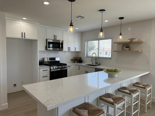 Building Photo - 24643 Santa Clara Ave
