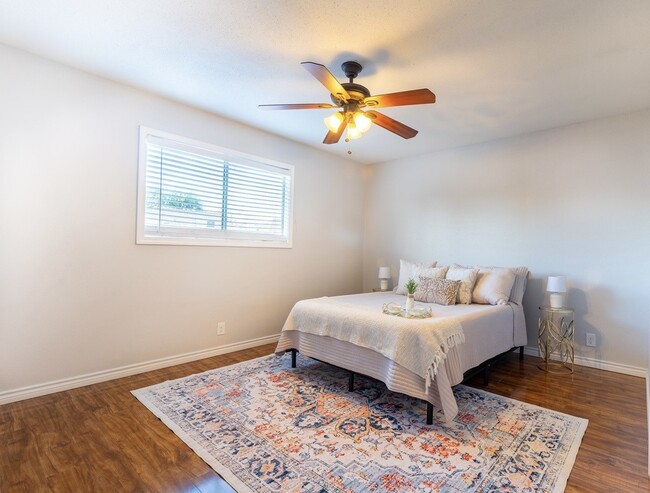 Building Photo - 11002 Hammerly Blvd