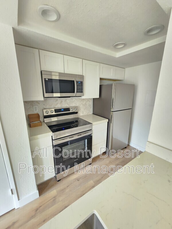 Building Photo - 72666 Bursera Way