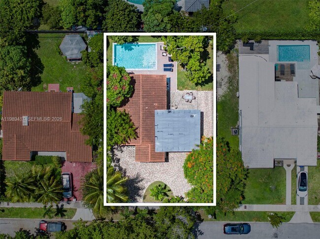 Building Photo - 1924 SW 20th St