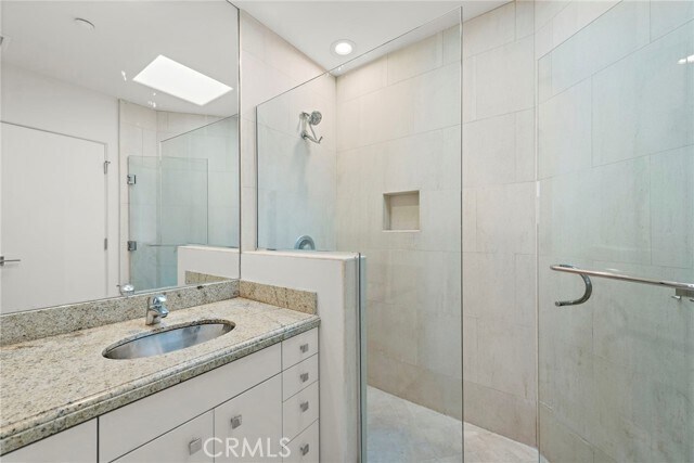 Building Photo - 715 Ocean Front