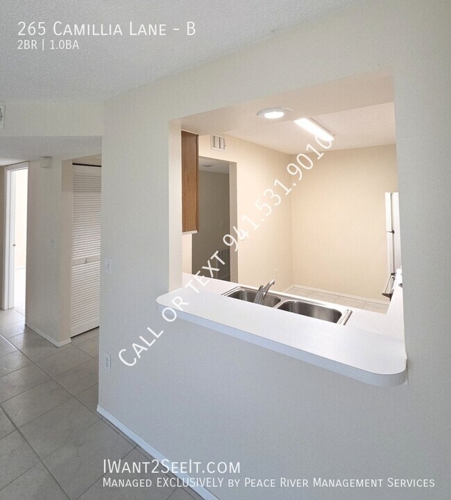 Building Photo - 265 Camillia Ln