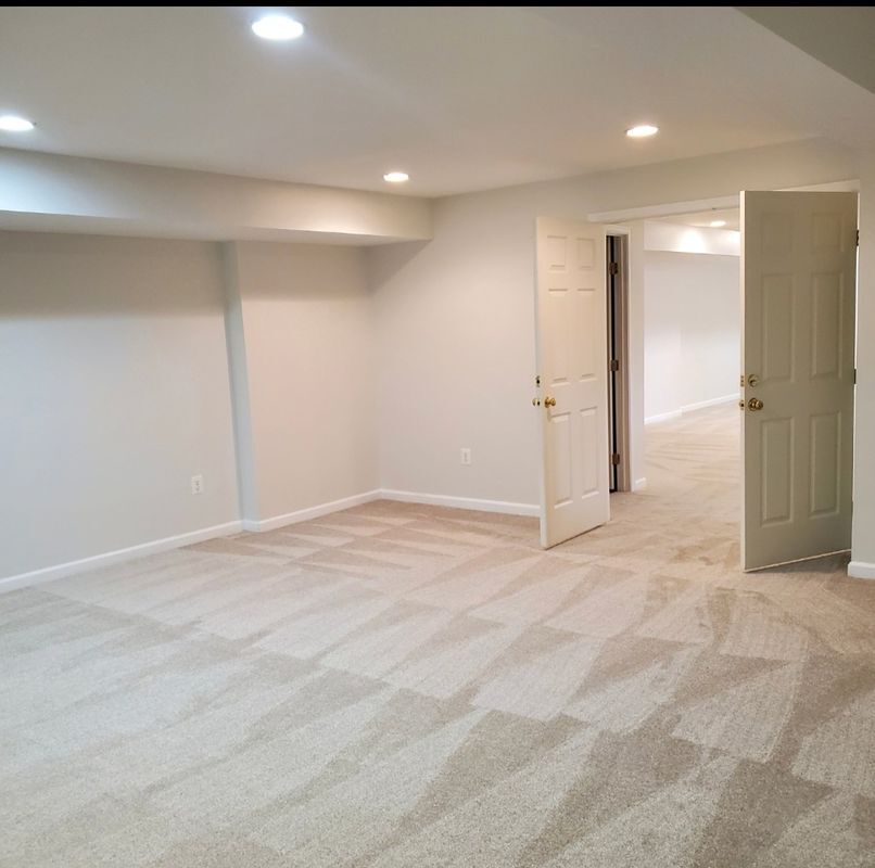 Building Photo - 3123 Sedgewick Dr