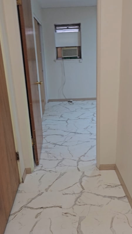 Building Photo - 1542 S Austin Blvd