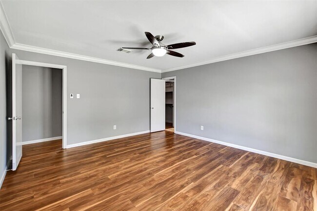 Building Photo - 25802 Maplewood Dr