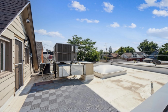 Building Photo - 3478 W 32nd Ave