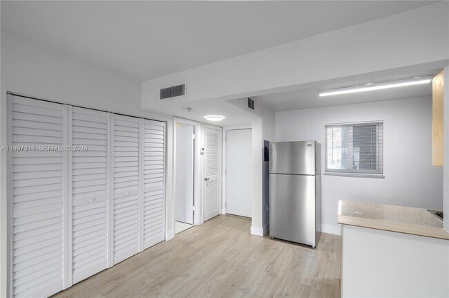 Building Photo - 3626 NE 168th St