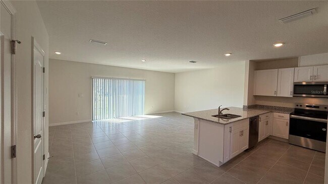 Building Photo - 2114 Gentle Rain Dr