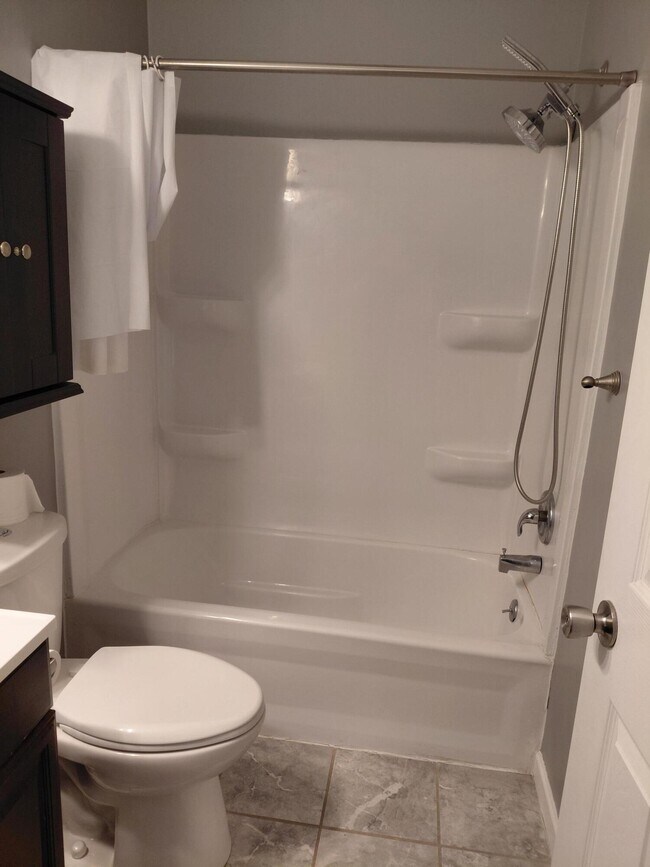 Building Photo - 33890 Hunter Ave