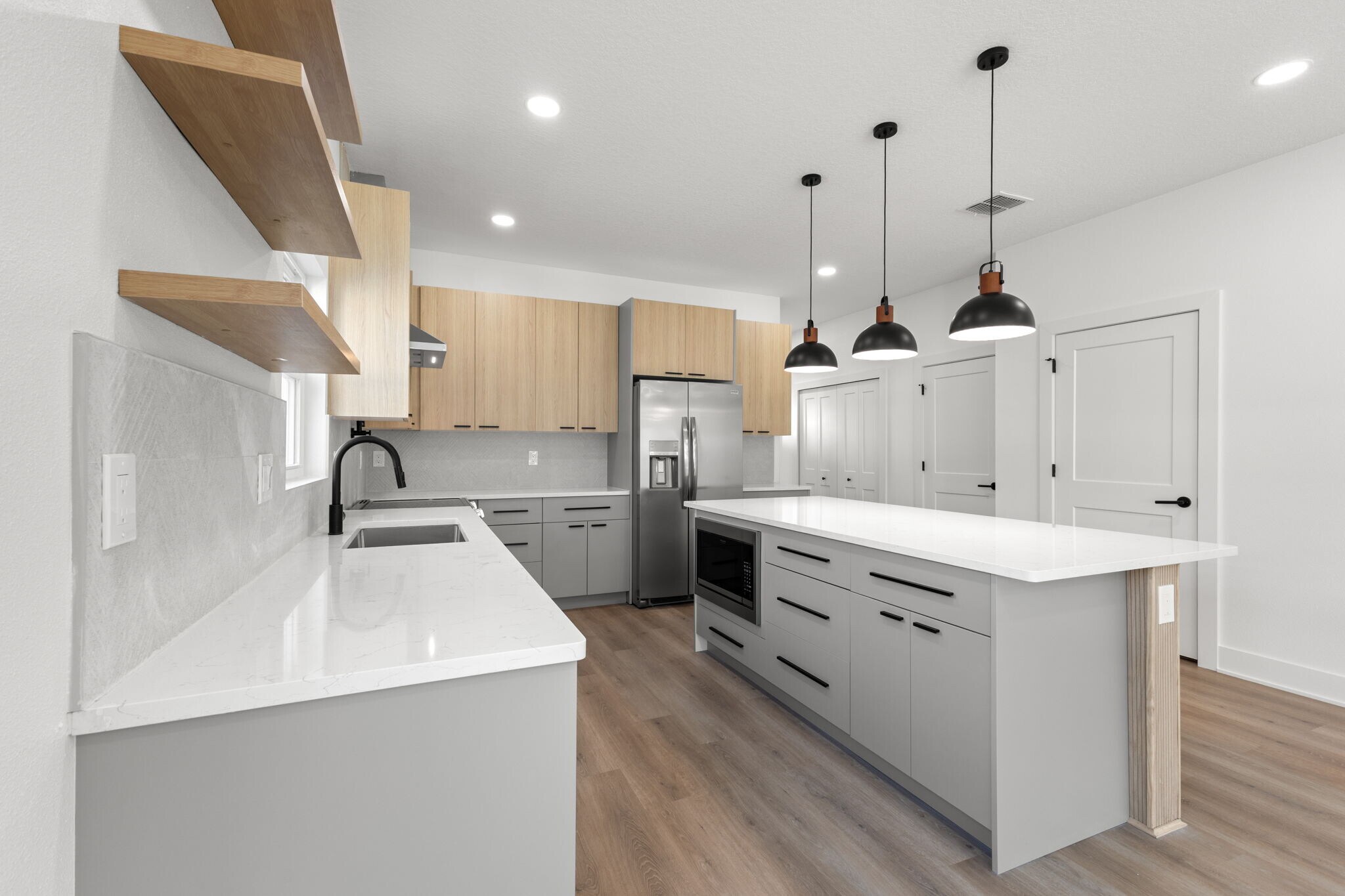 Building Photo - 2525 13th Ave N