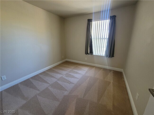Building Photo - 2801 N Rainbow Blvd