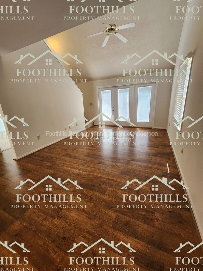 Building Photo - 259 Windjammer Way