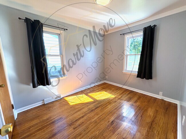 Building Photo - 22730 Sharrow Ave