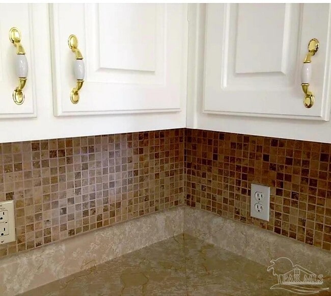 Building Photo - 1007 W Government St