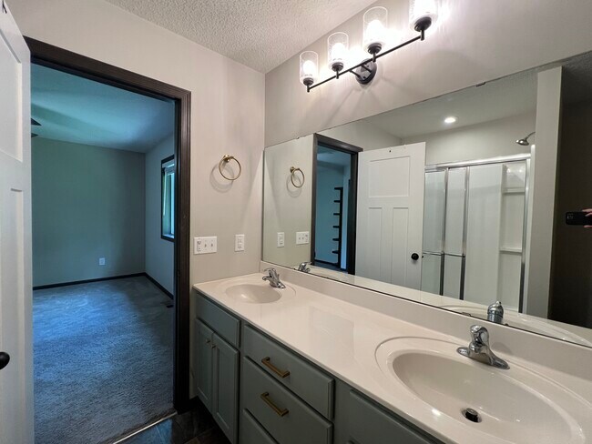 Building Photo - 7110 Calumet Ct