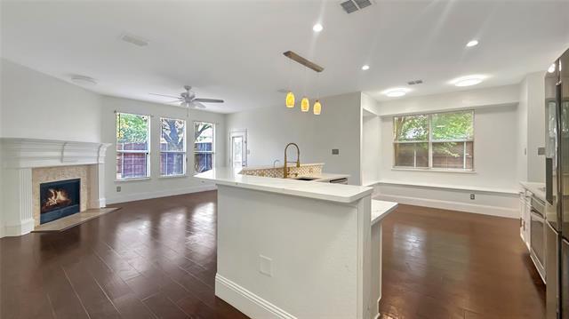 Building Photo - 7848 Ravens Cliff Dr