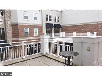 Building Photo - 4500 Linden Hill Rd