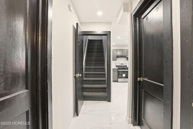 Building Photo - 22 Oak Ridge Pkwy