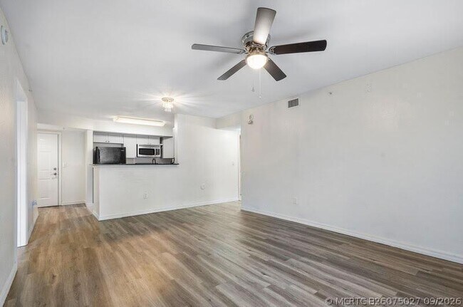Building Photo - 6768 Heritage Grande