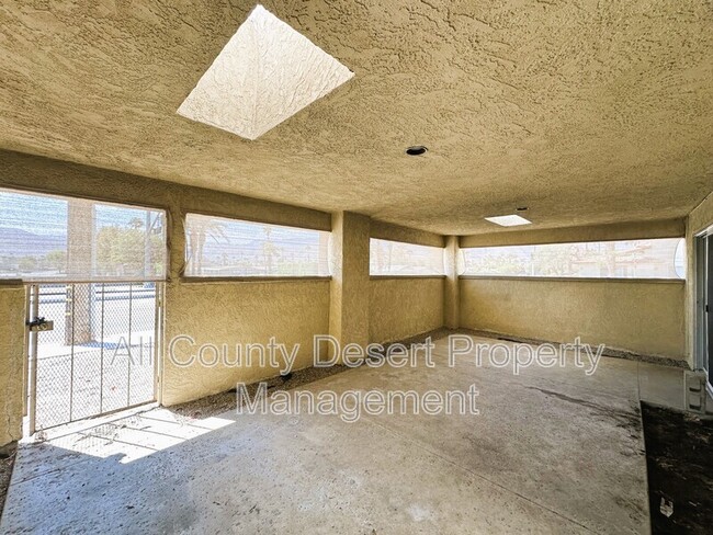 Building Photo - 33950 Via De Anza