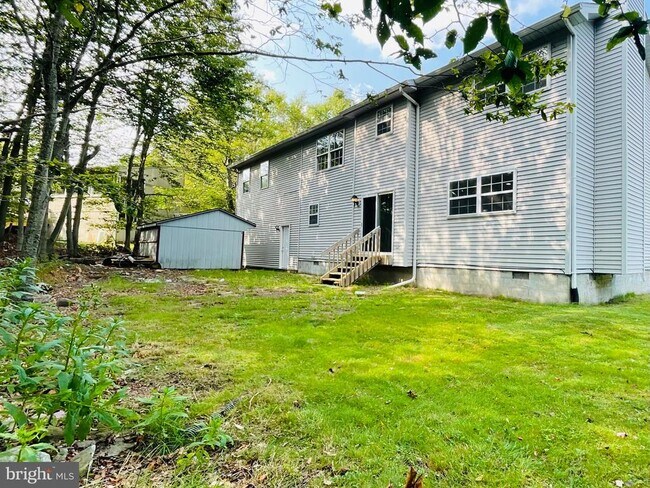 Building Photo - 1226 Country Pl Dr