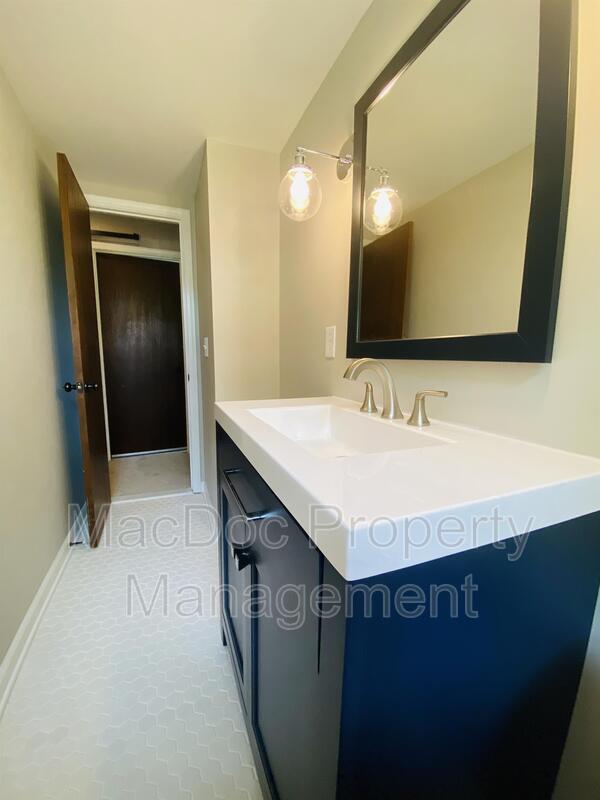 Building Photo - 12202 McClain St