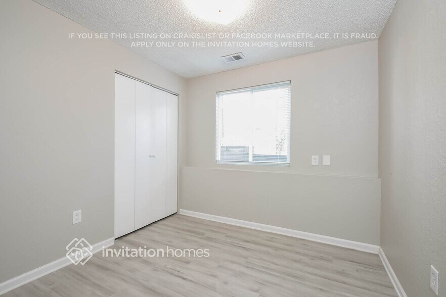 Building Photo - 1850 W Mosier Pl