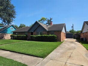 Building Photo - 1113 E Amherst Ln