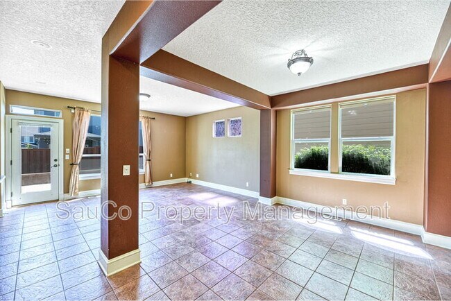 Building Photo - 4492 NW 125th Ave