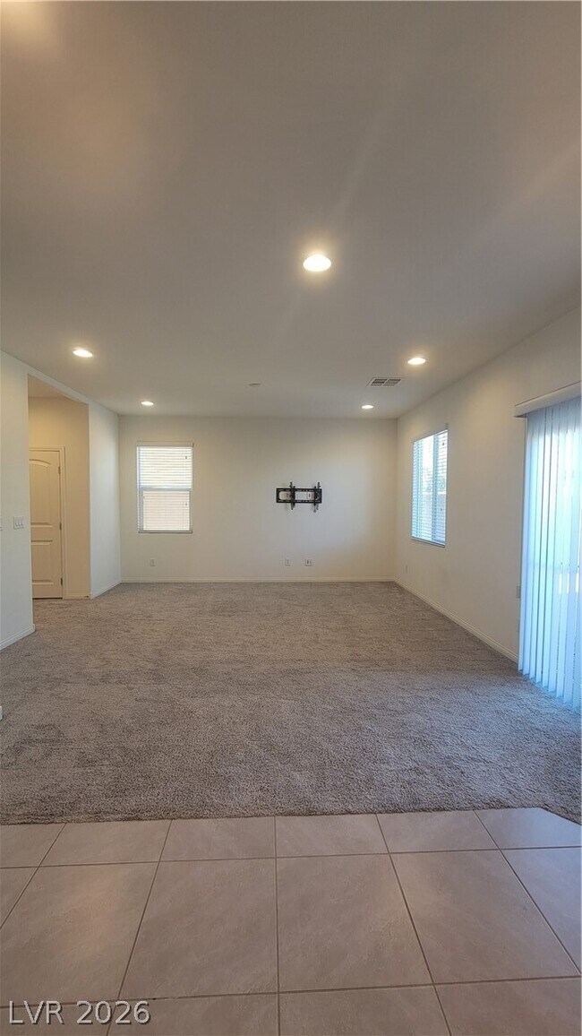 Building Photo - 8772 Belle Castle Ct