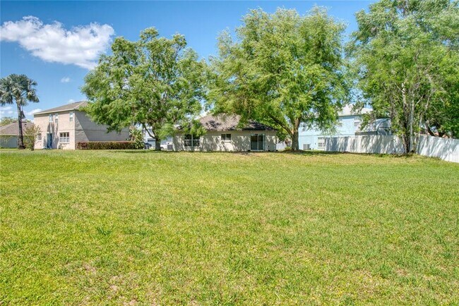 Building Photo - 7316 Hunters Greene Cir