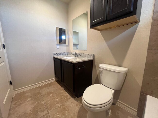 Building Photo - 13910 Annas Way #101, San Antonio, TX. 78233