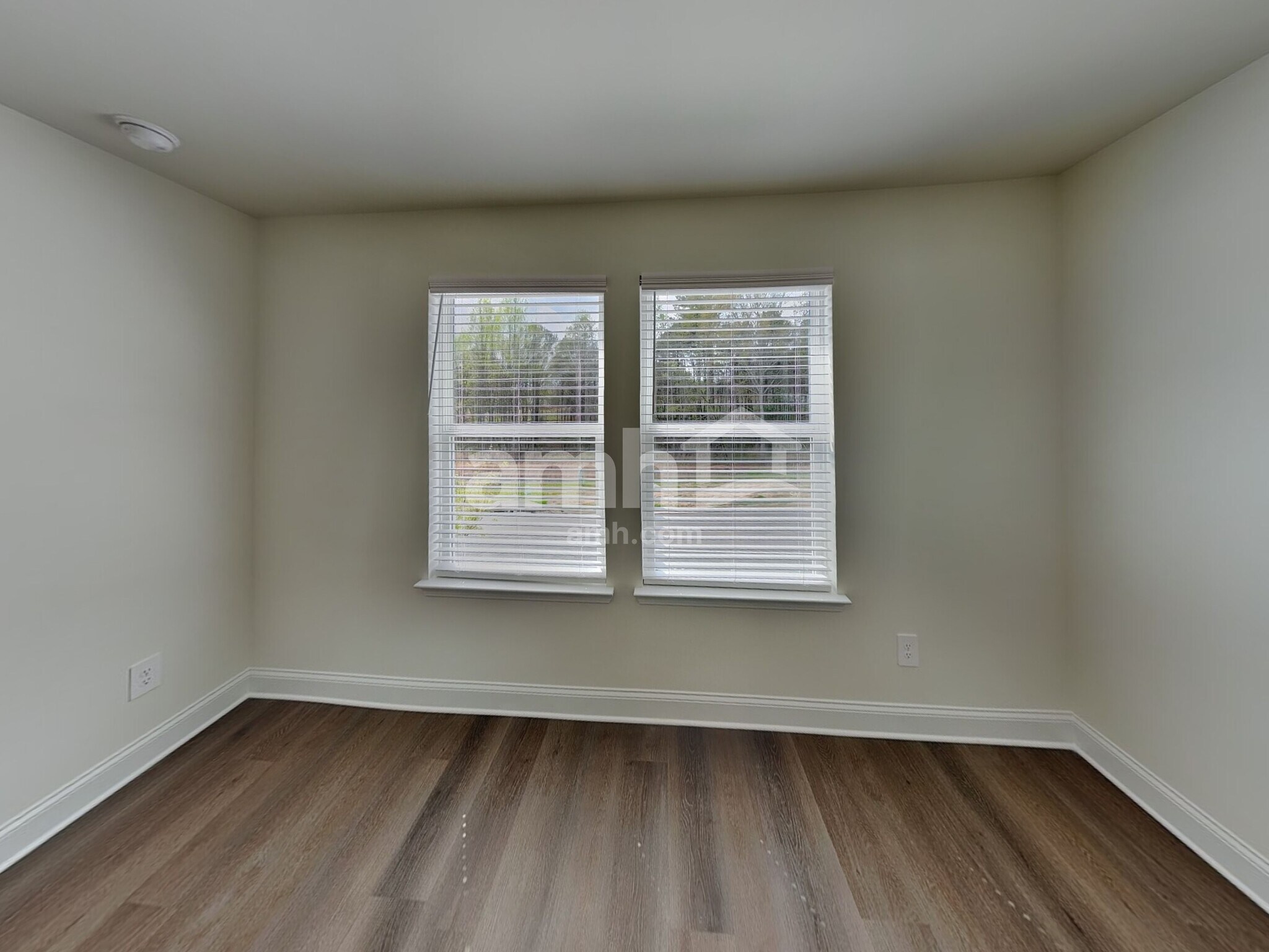 Building Photo - 3622 Creek View Cir