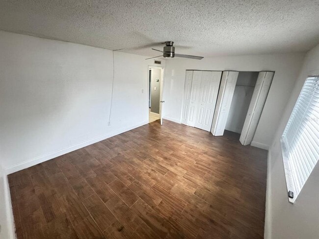 Building Photo - 4745 S Texas Ave