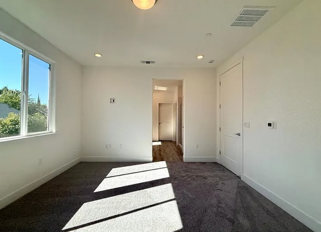 Building Photo - Breath-Taking Roseville 3/3 (Morgan Creek)-BRAND NEW!  See below for viewings!