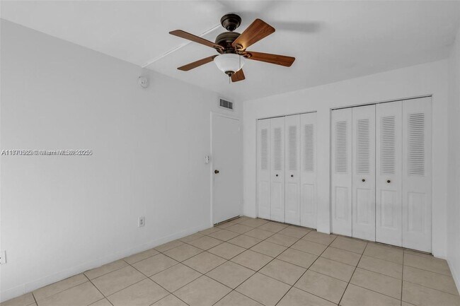 Building Photo - 2150 SW 16th Ave