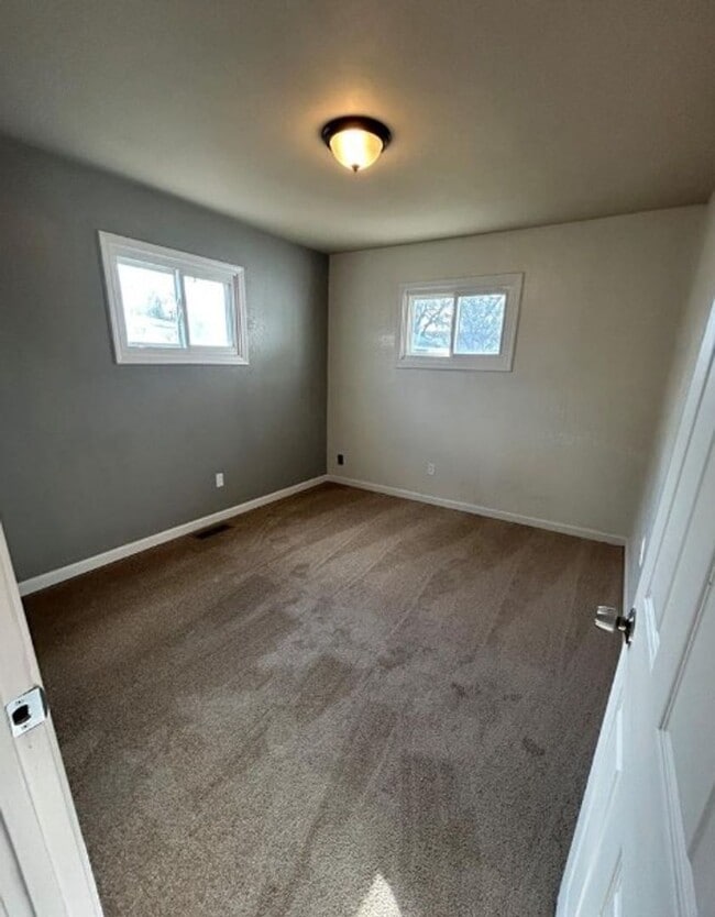 Building Photo - For Lease