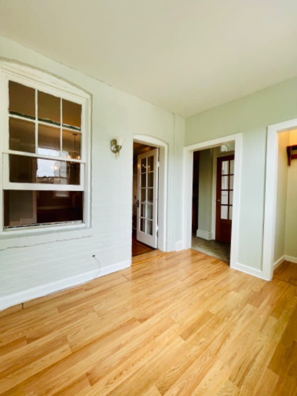 Building Photo - 341 Bryant St NE