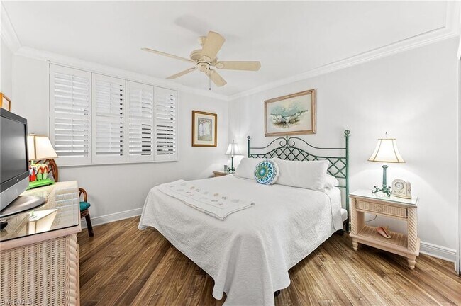 Building Photo - 9415 Gulf Shore Dr
