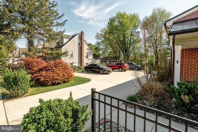 Building Photo - 116 S Fellowship Rd