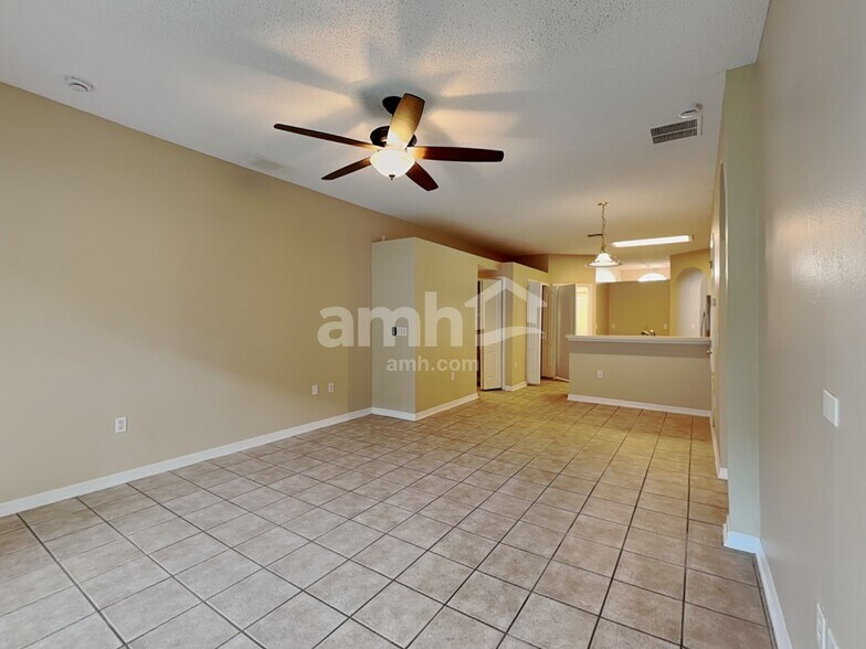 Building Photo - 9955 Shadow Creek Dr