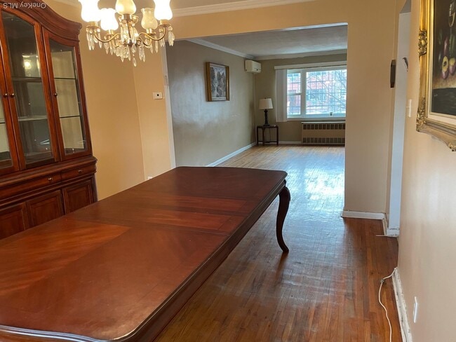 Building Photo - 147-27 76th Rd