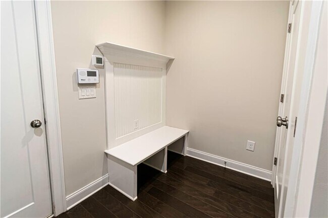 Building Photo - 2006 Attell Way