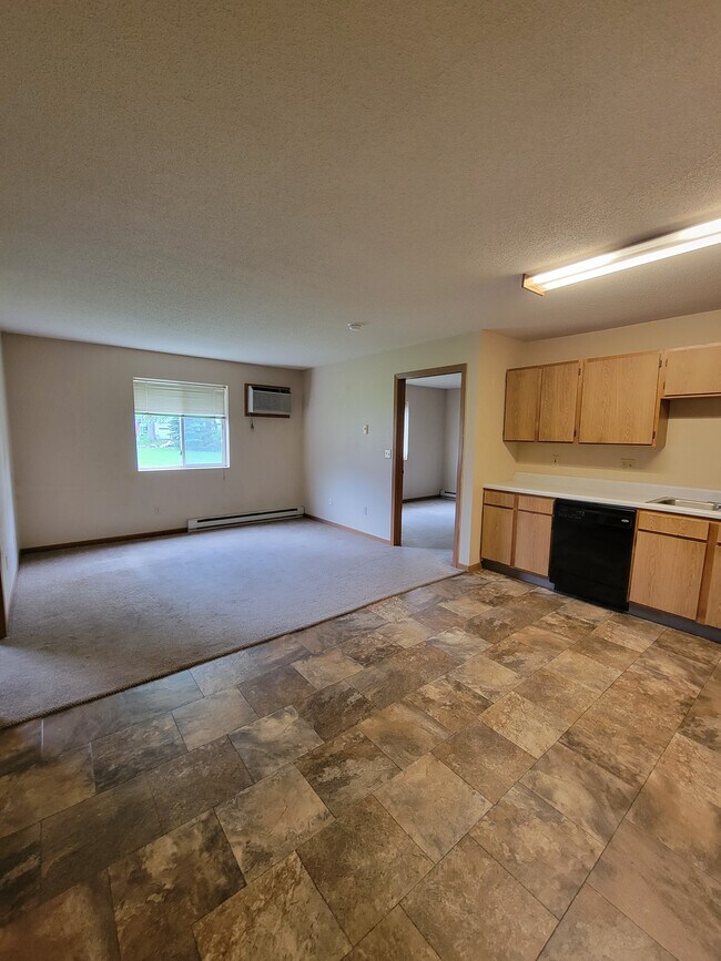 Building Photo - 8th & 8th Apartments