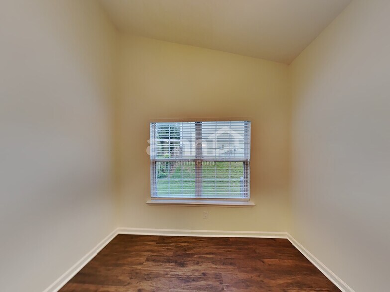 Building Photo - 1137 Eastmill Cove